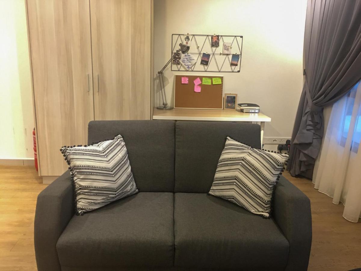 Zayah Homestudio Near Bukit Jalil / Mines Сери-Кембанган Экстерьер фото